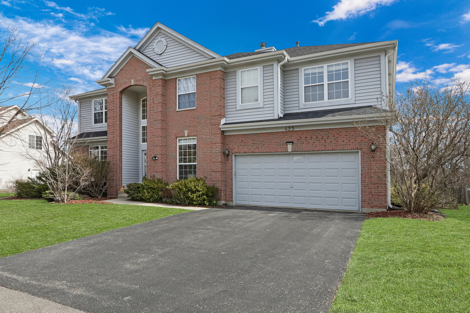 423 Old Walnut Circle
