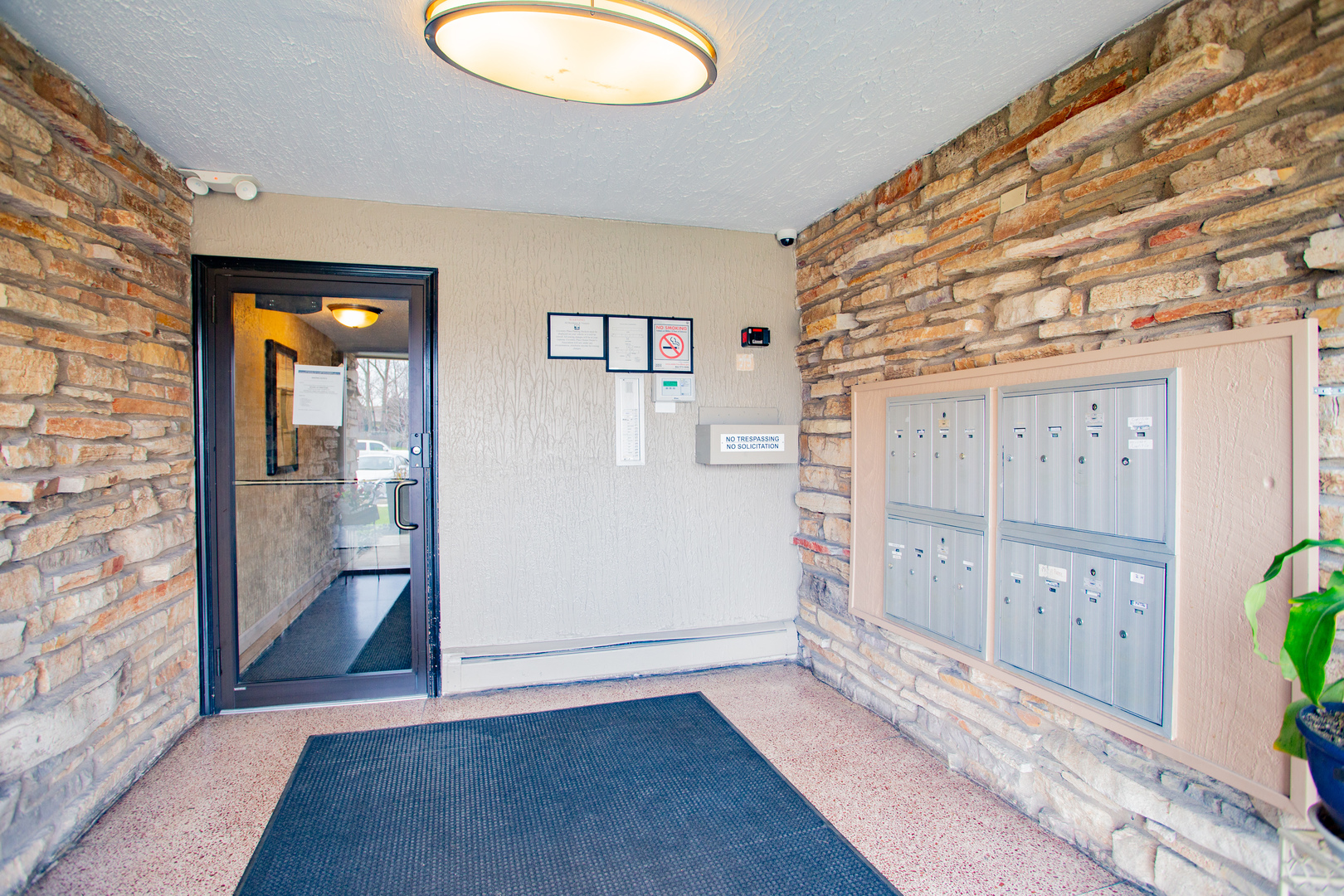 9518 Dee Road Unit: 2A