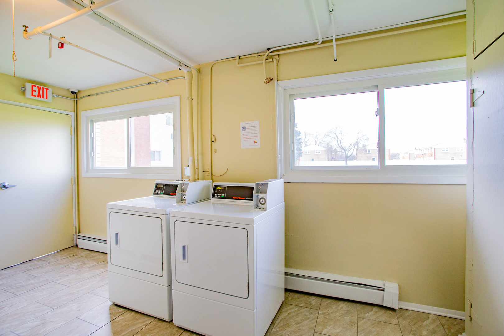 9518 Dee Road Unit: 2A