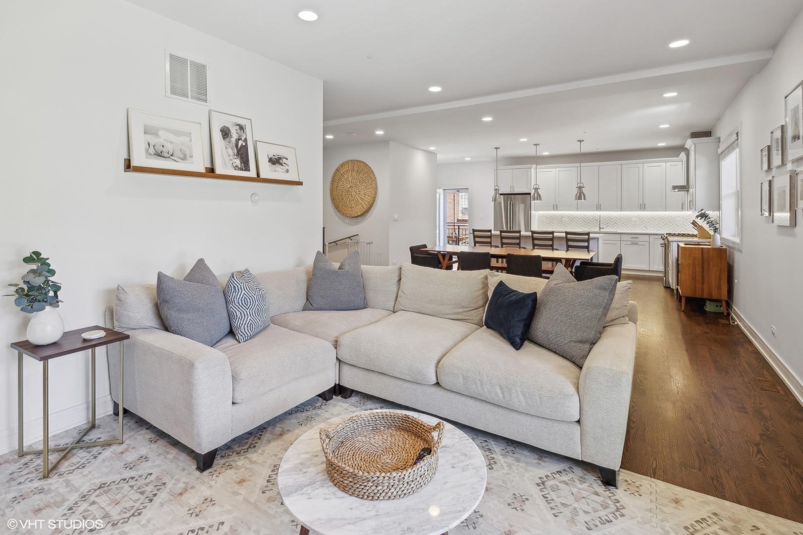 1739 N Humboldt Boulevard Unit: 1E