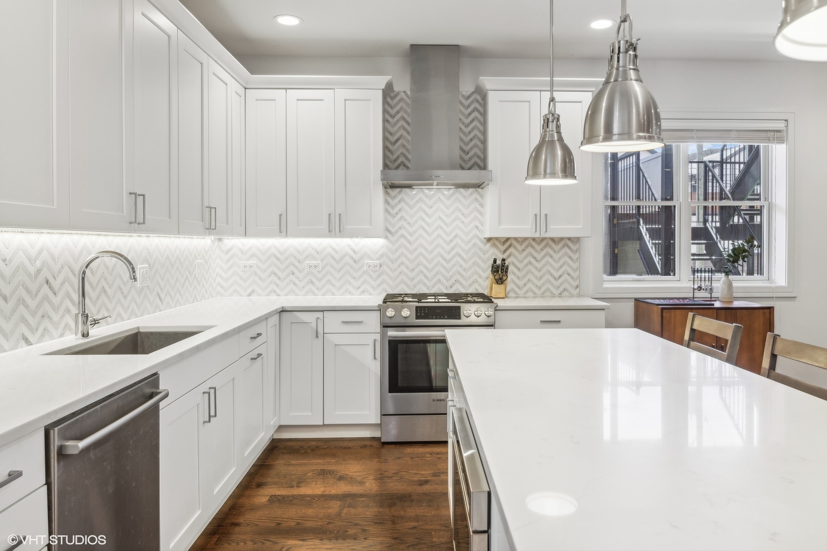 1739 N Humboldt Boulevard Unit: 1E