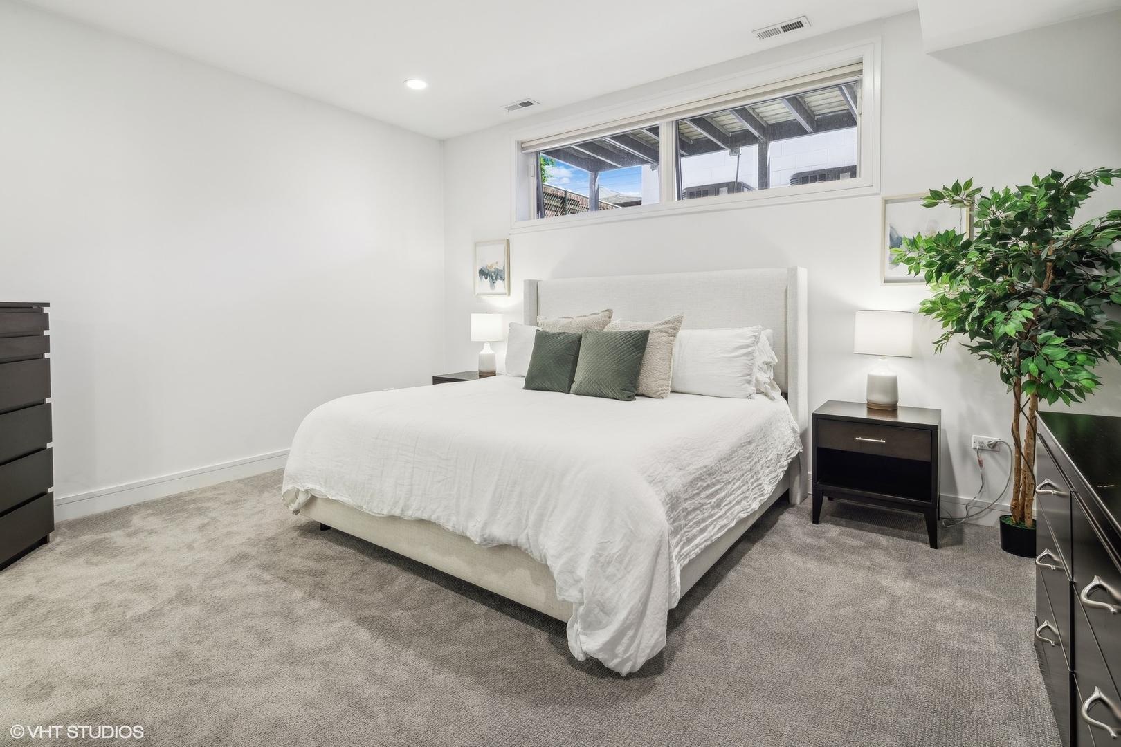 1739 N Humboldt Boulevard Unit: 1E