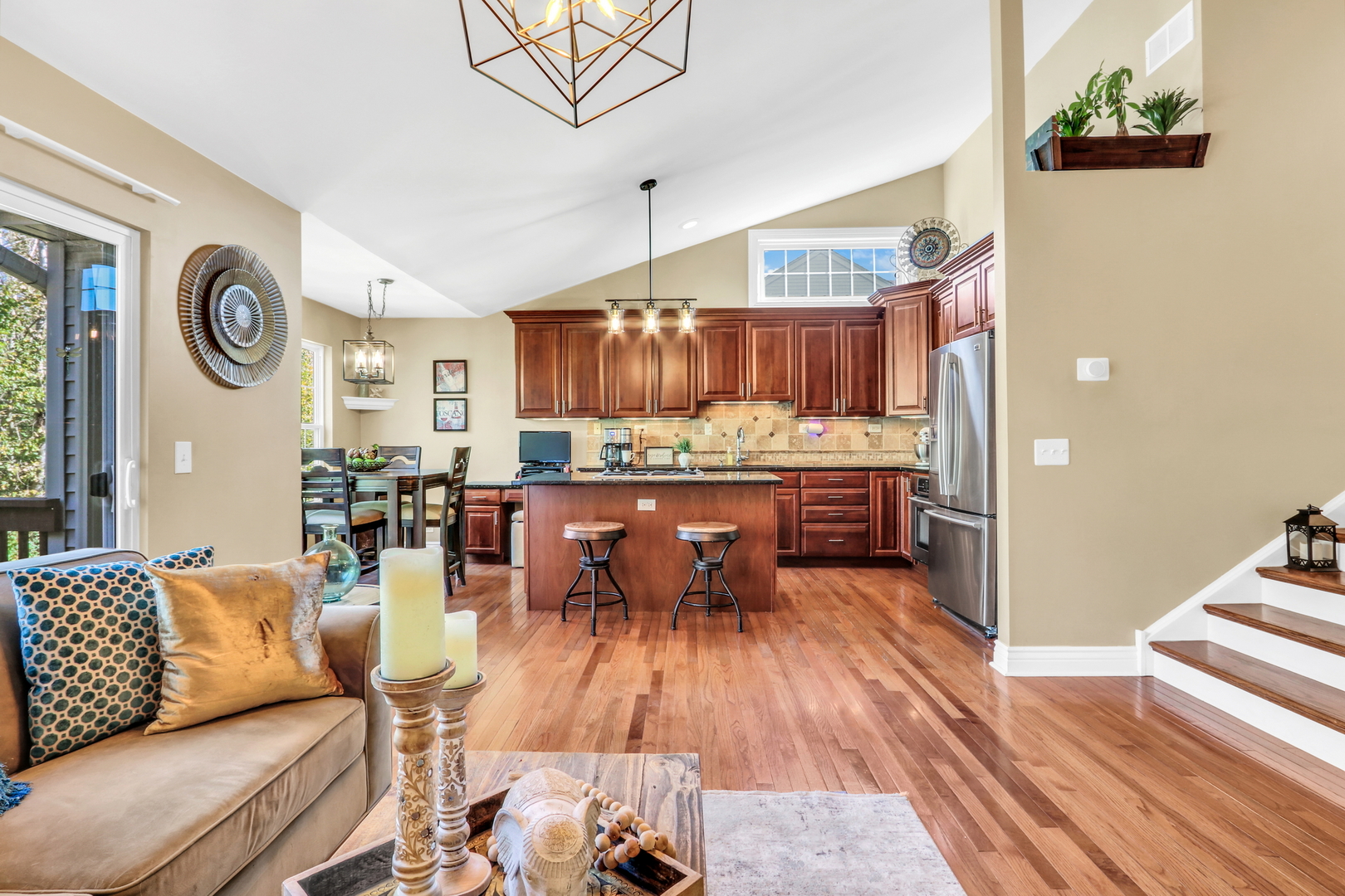1875 Maplewood Court