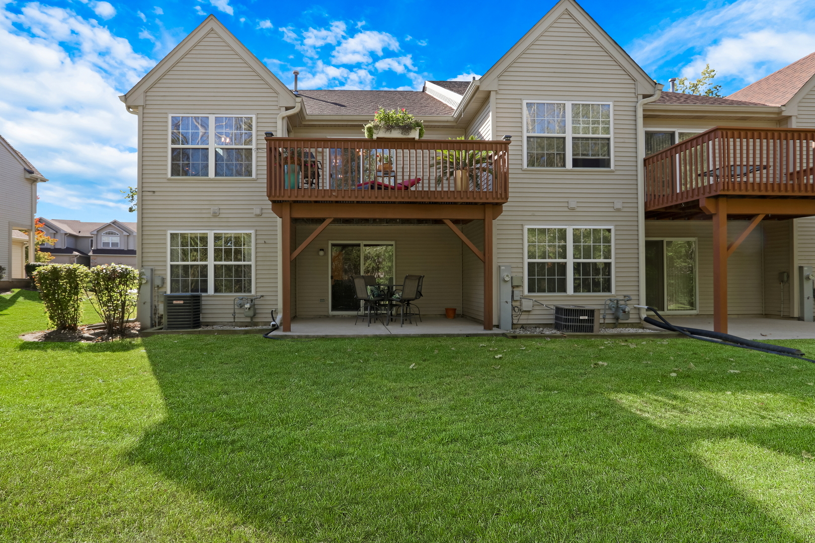 1875 Maplewood Court