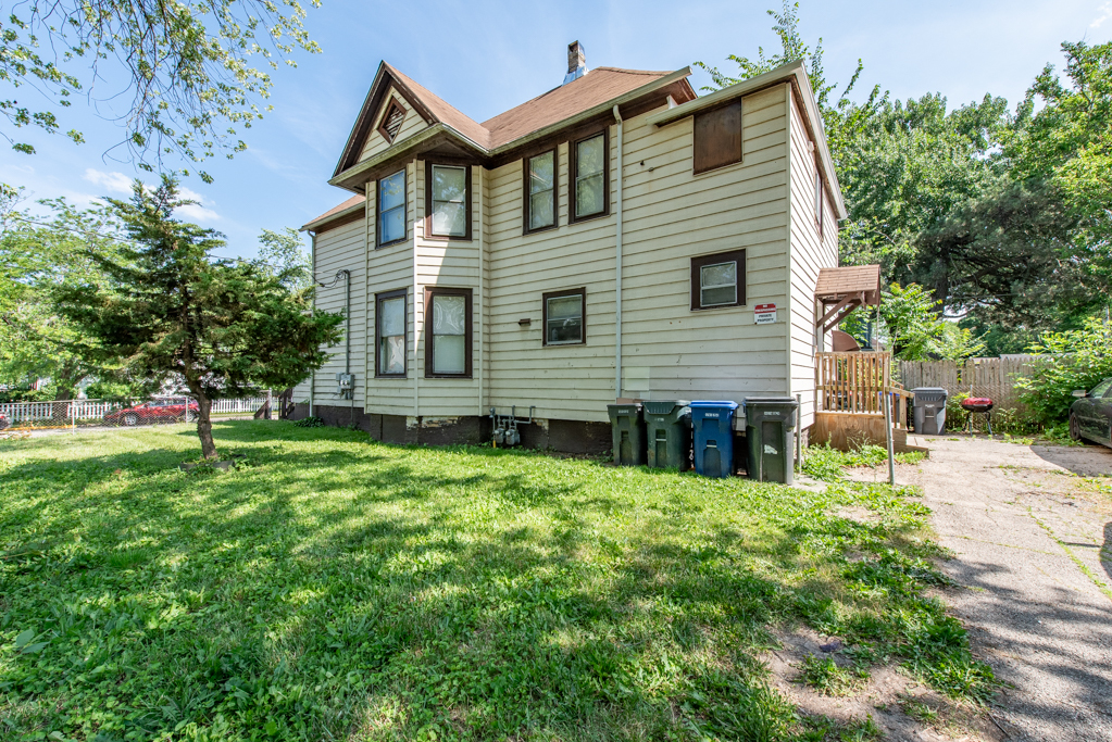 704 S Martin Luther King Jr Avenue
