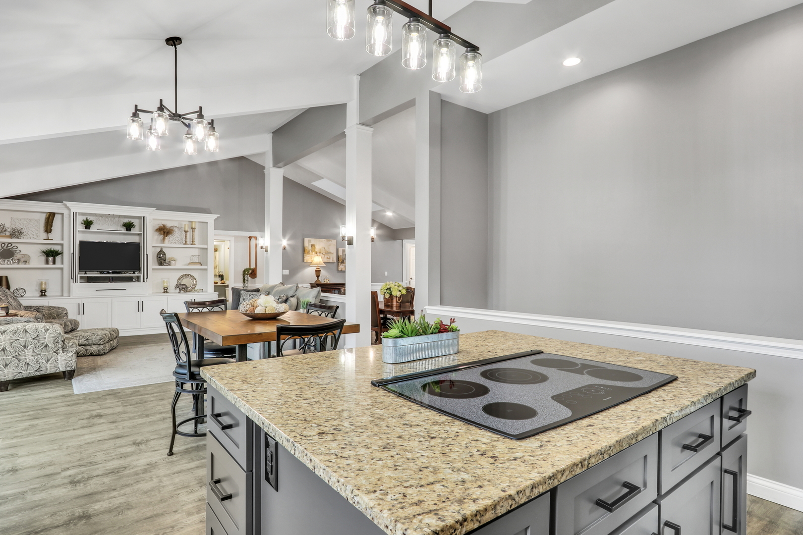 430 West Trail