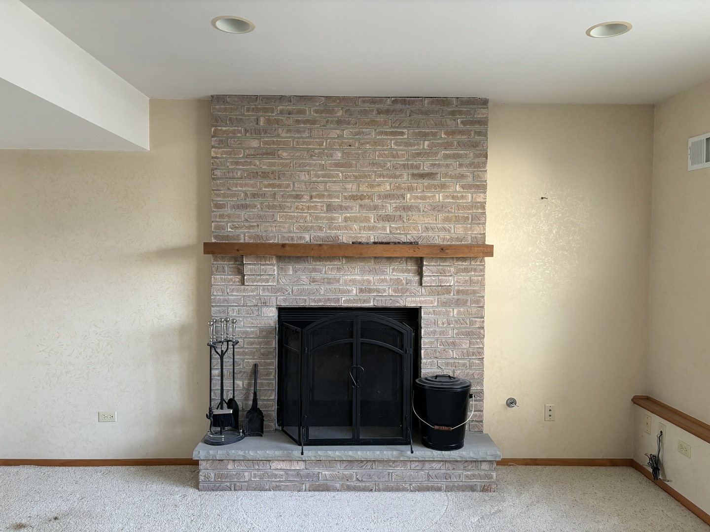 321 Thornwood Drive