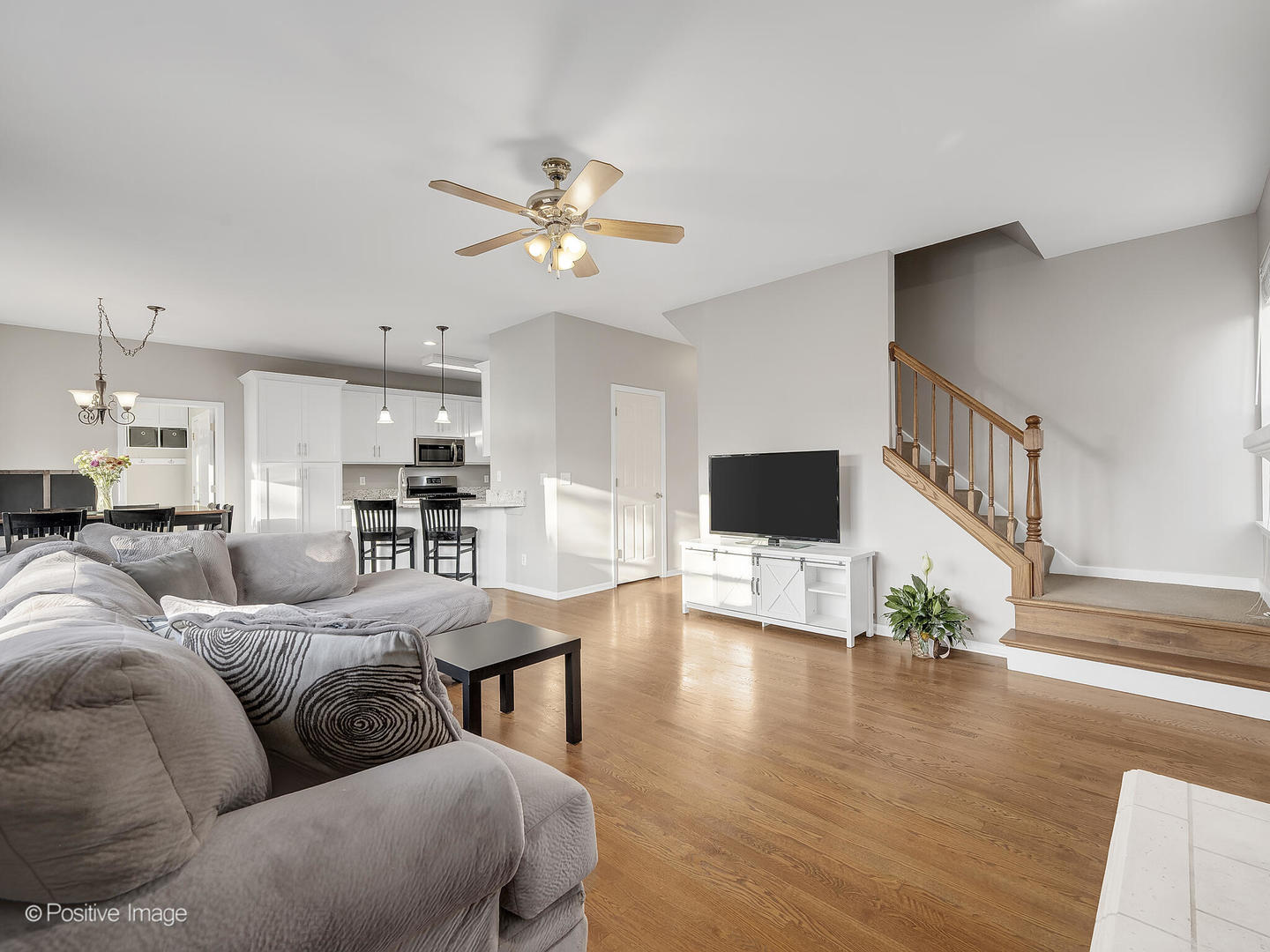 39W150 E MALLORY Drive