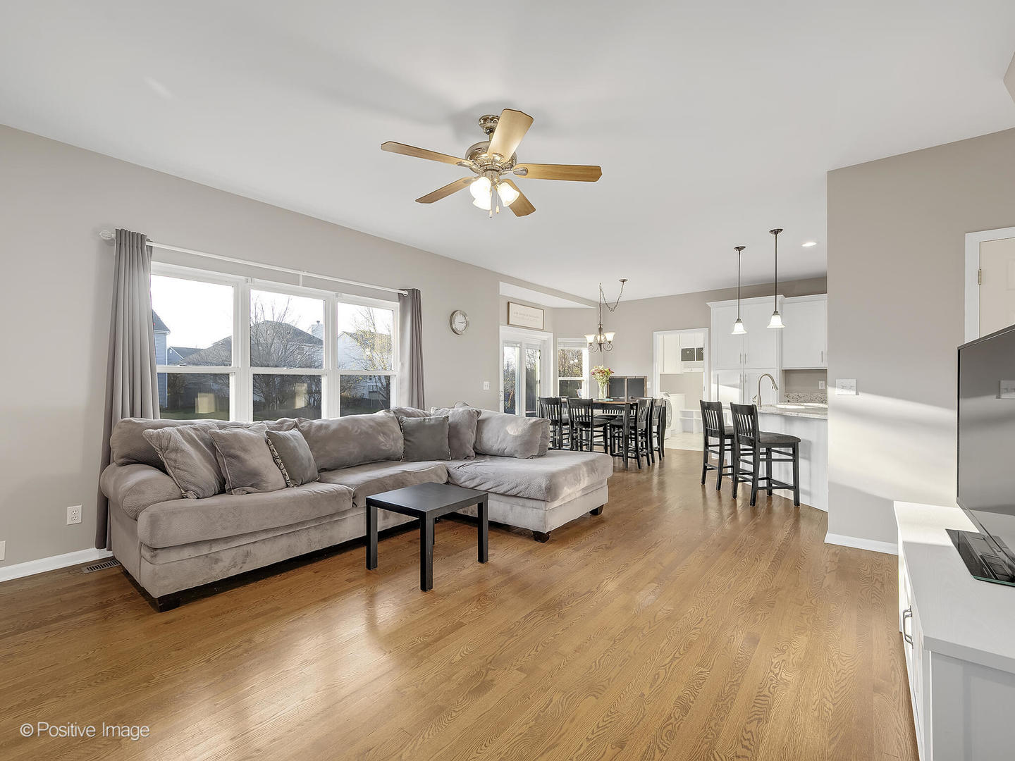 39W150 E MALLORY Drive