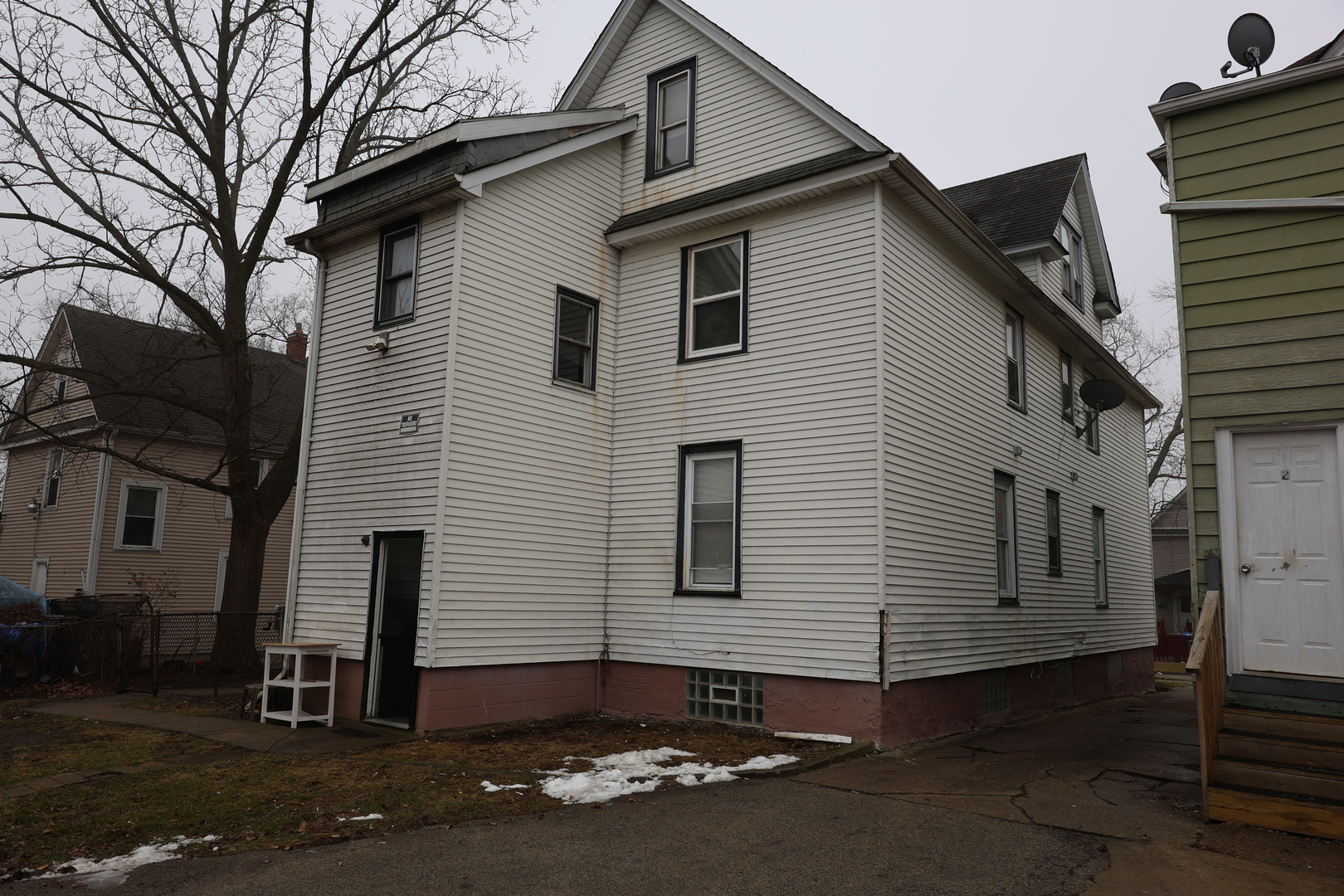 316 Ravine Avenue