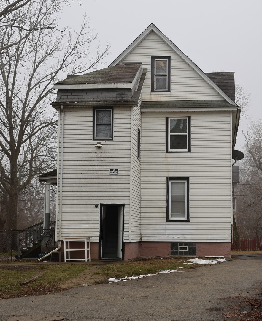 316 Ravine Avenue
