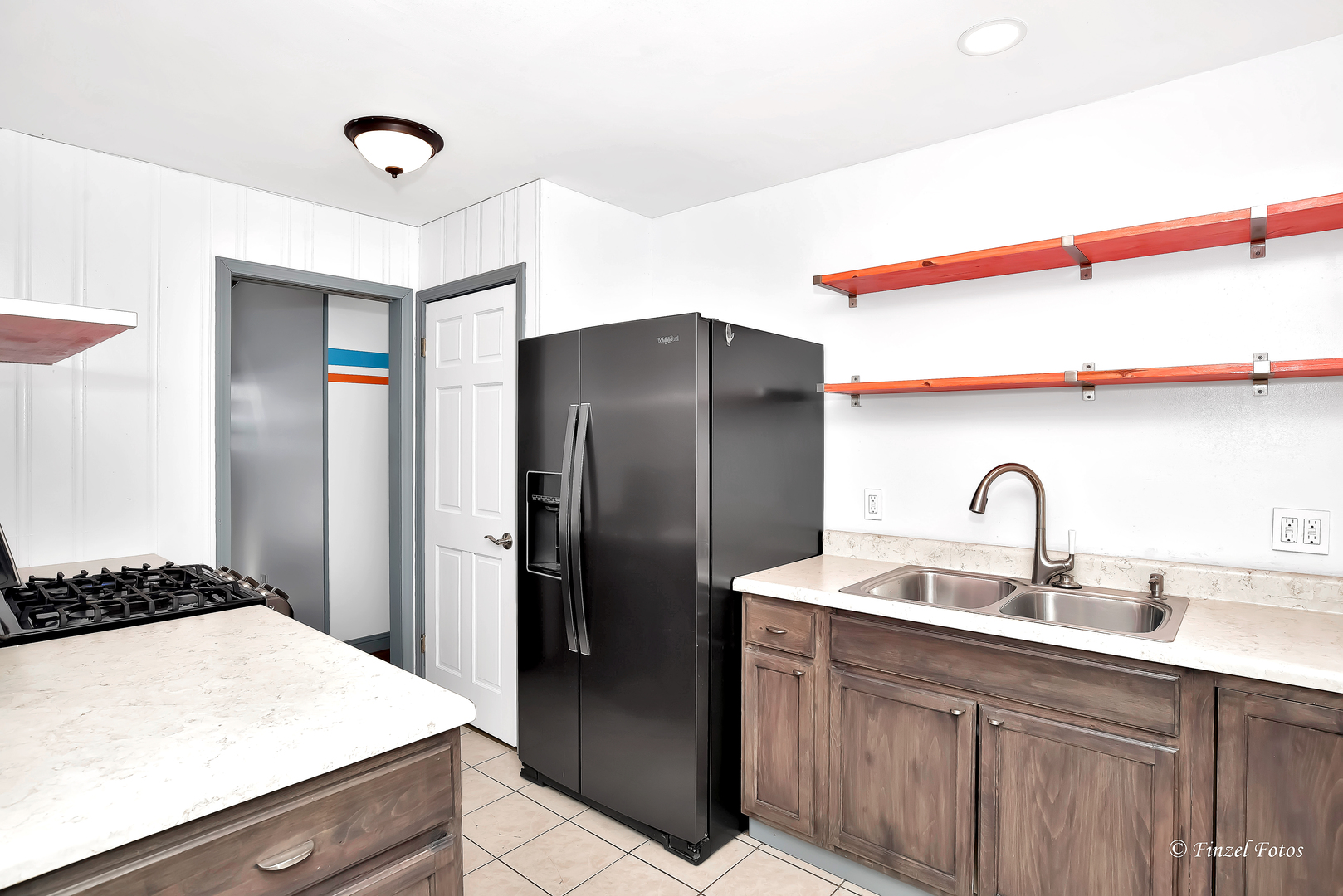 1115 Manhatas Trail