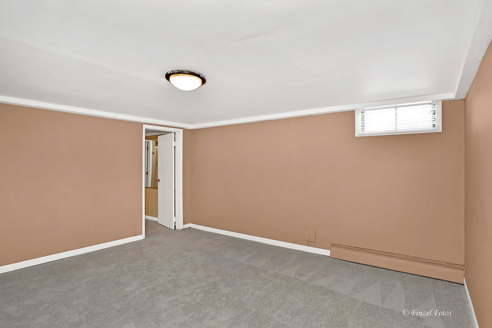 1115 Manhatas Trail