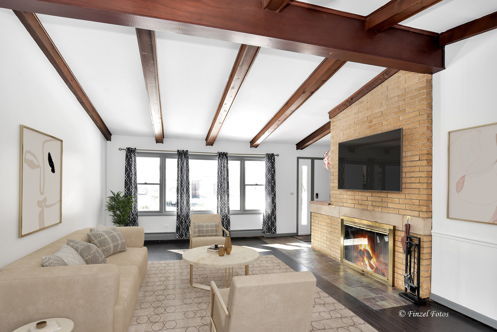 1115 Manhatas Trail