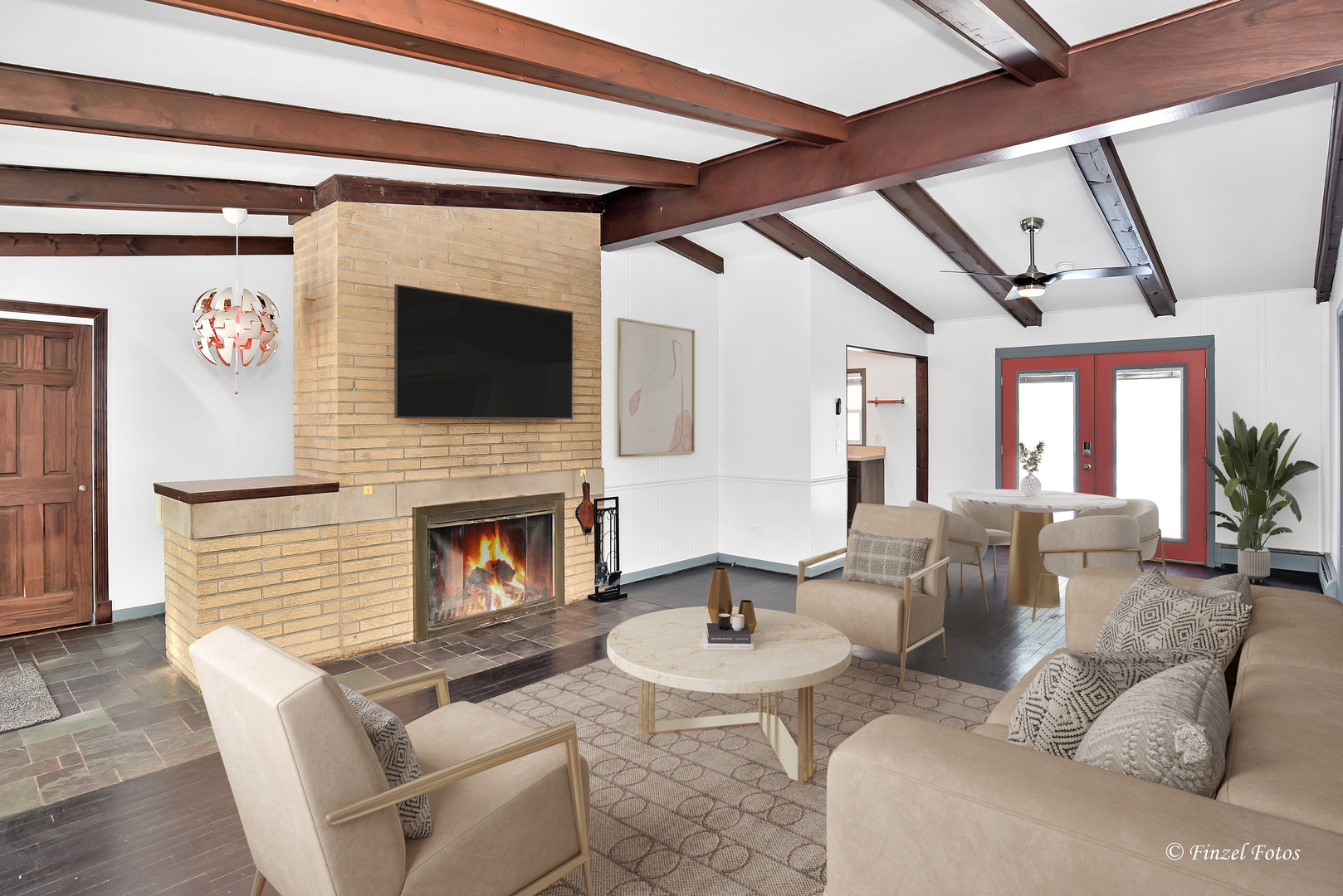 1115 Manhatas Trail