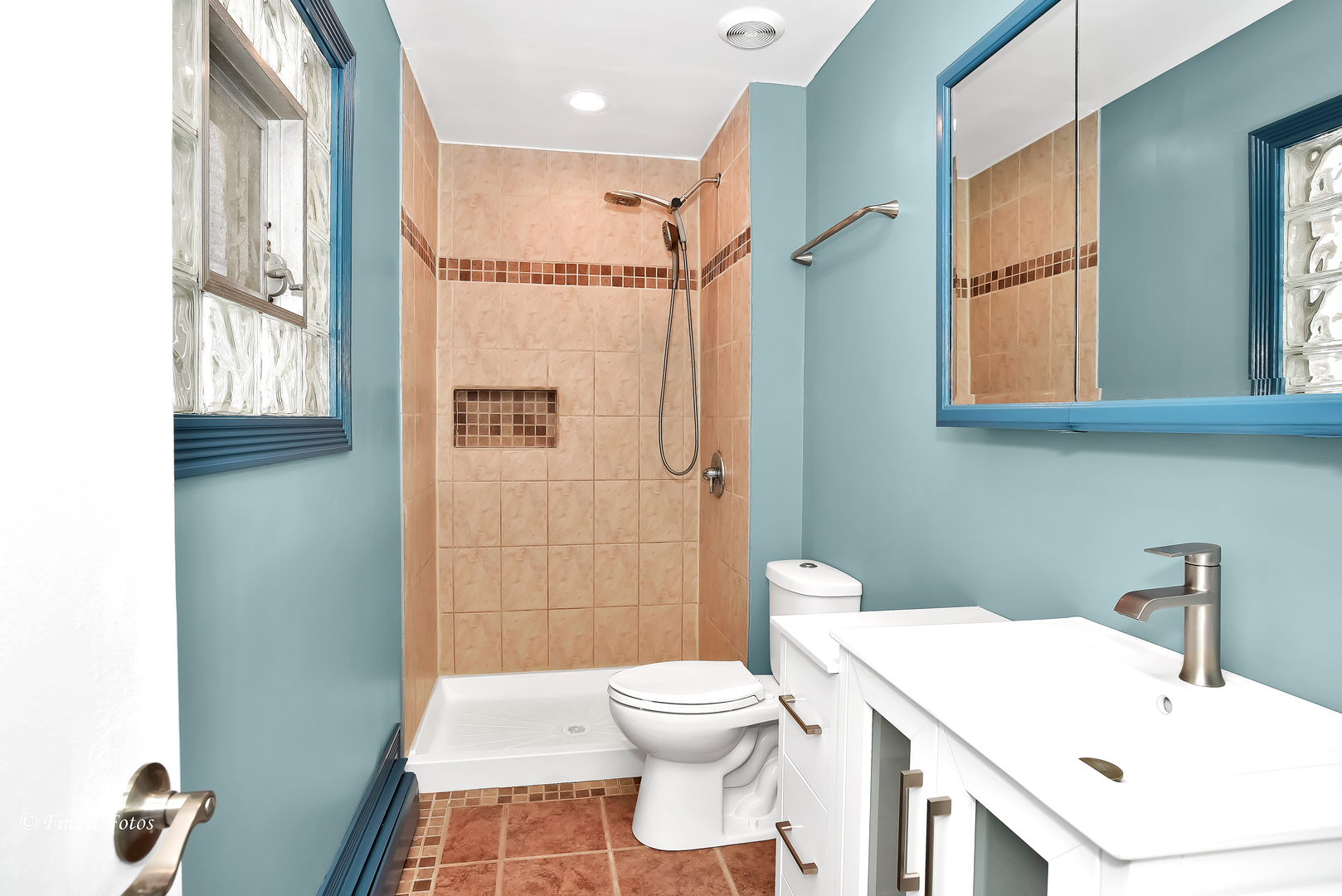 1115 Manhatas Trail