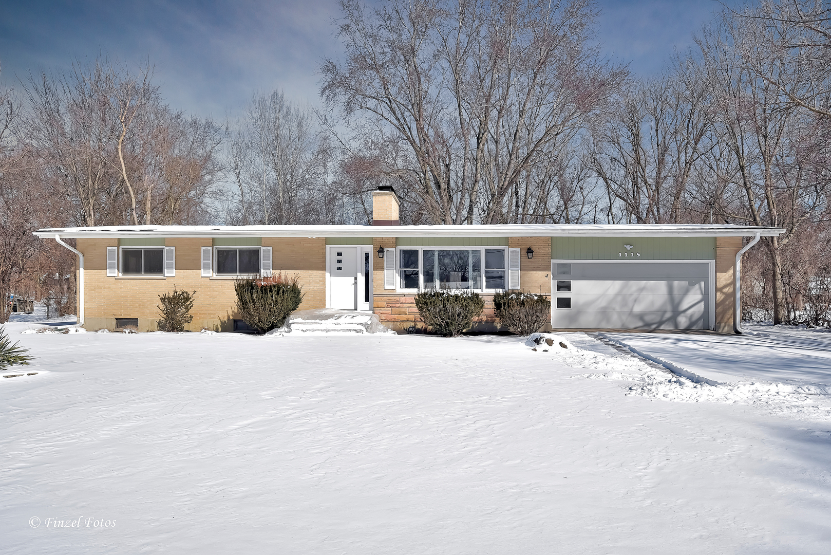 1115 Manhatas Trail