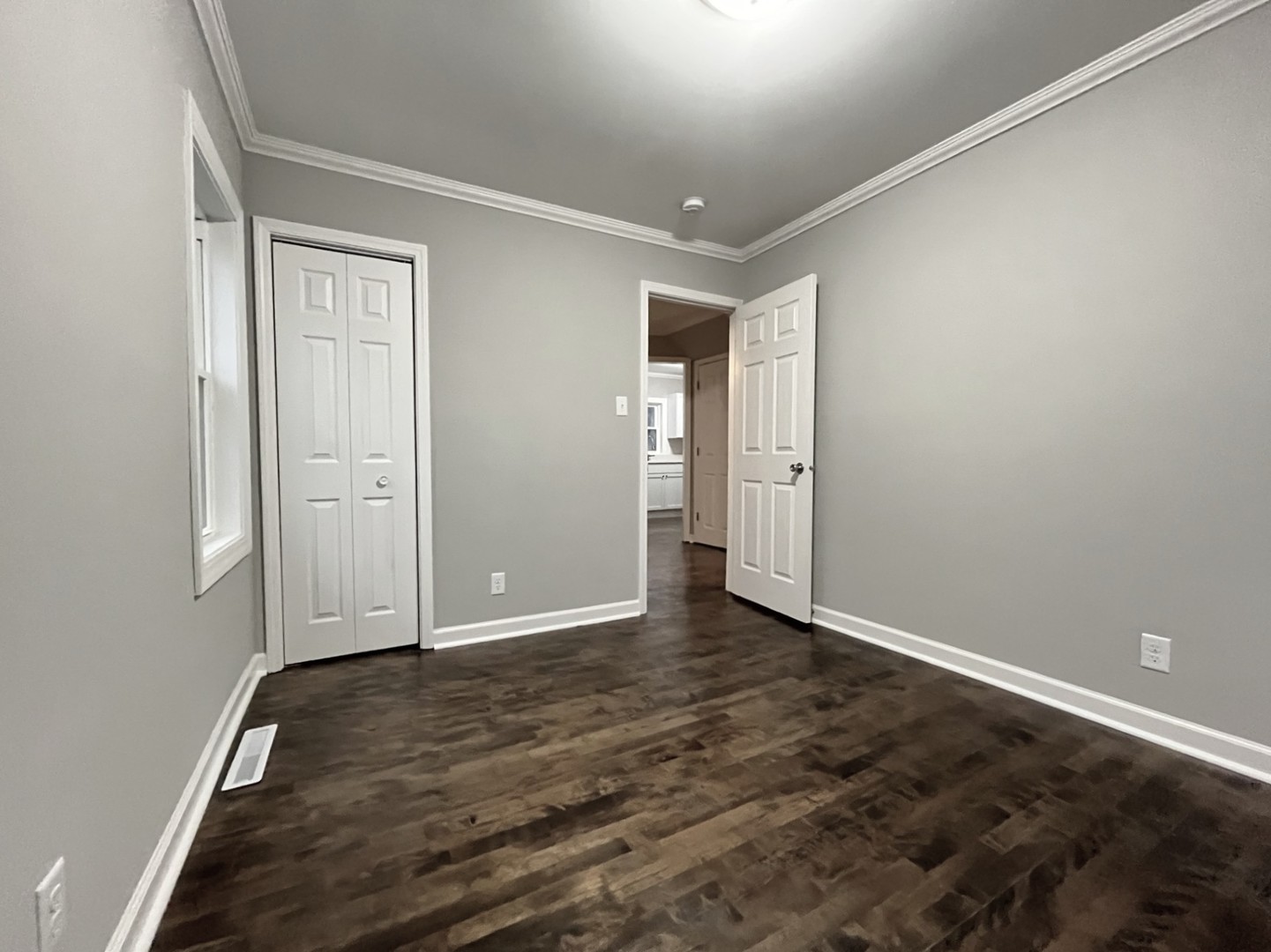 901 FLINTWOOD Court