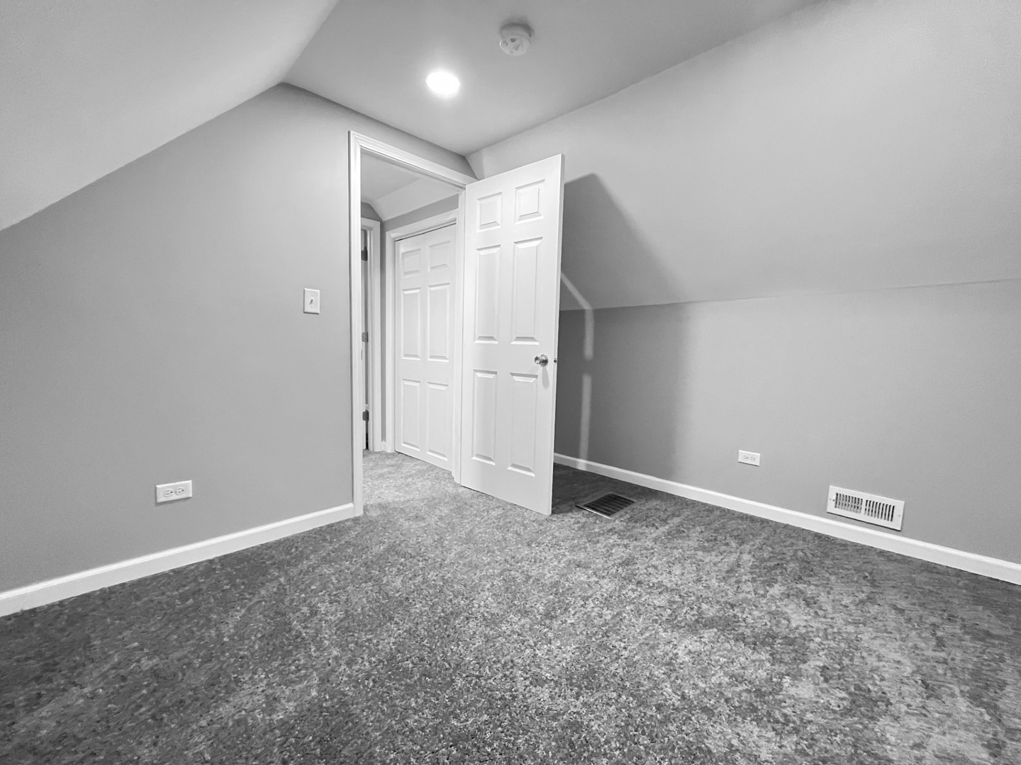 901 FLINTWOOD Court