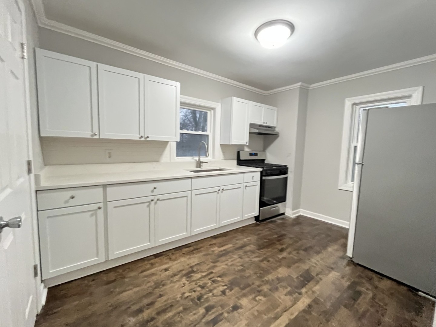 901 FLINTWOOD Court
