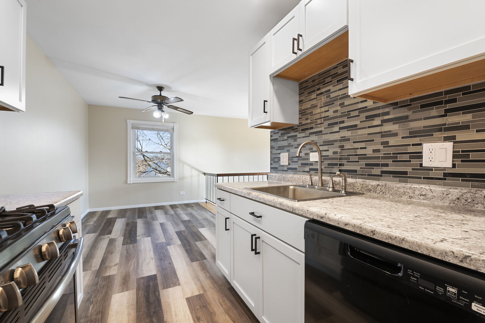 302 Somerset Lane Unit: 4