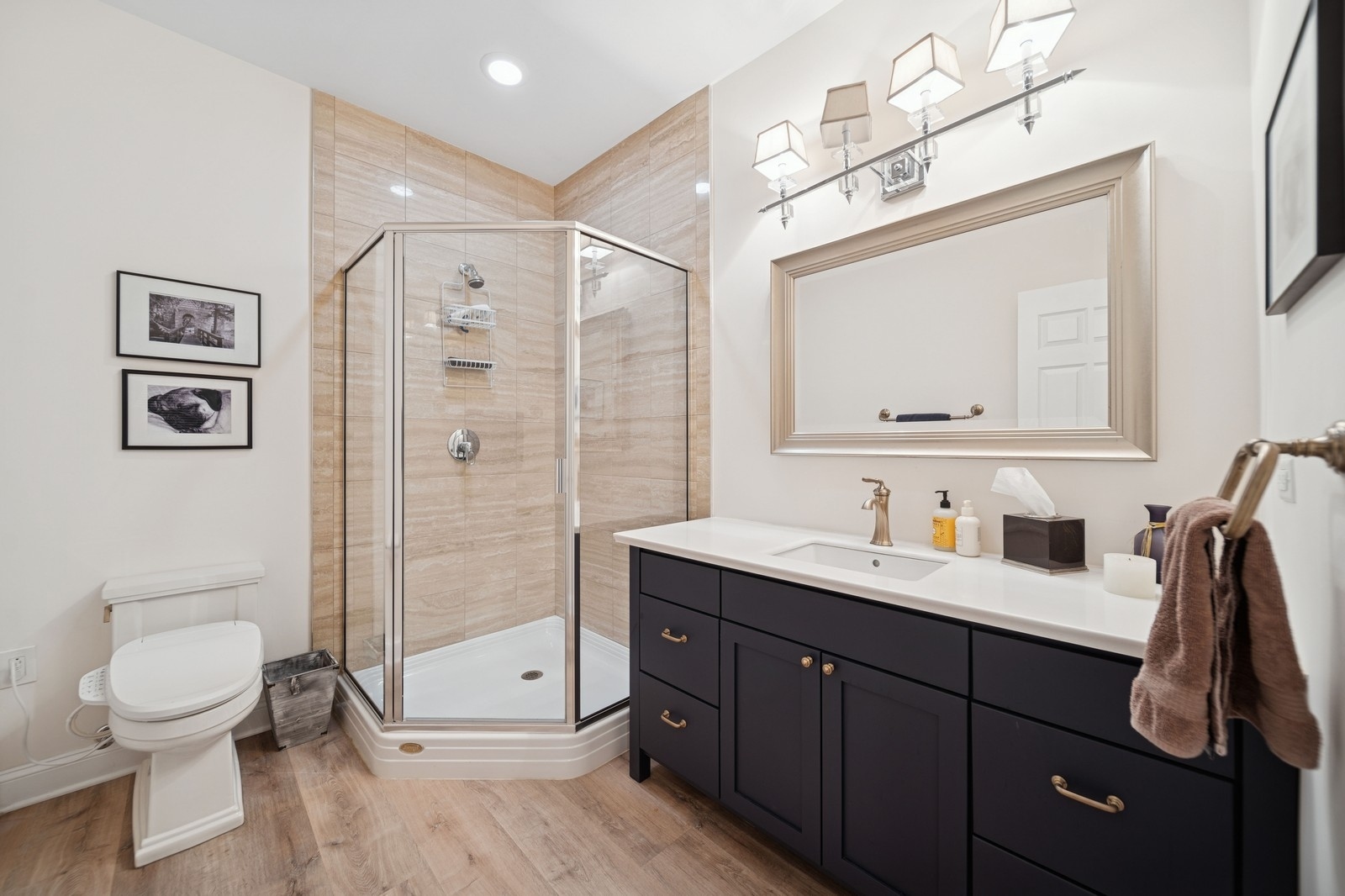 450 W Superior Street