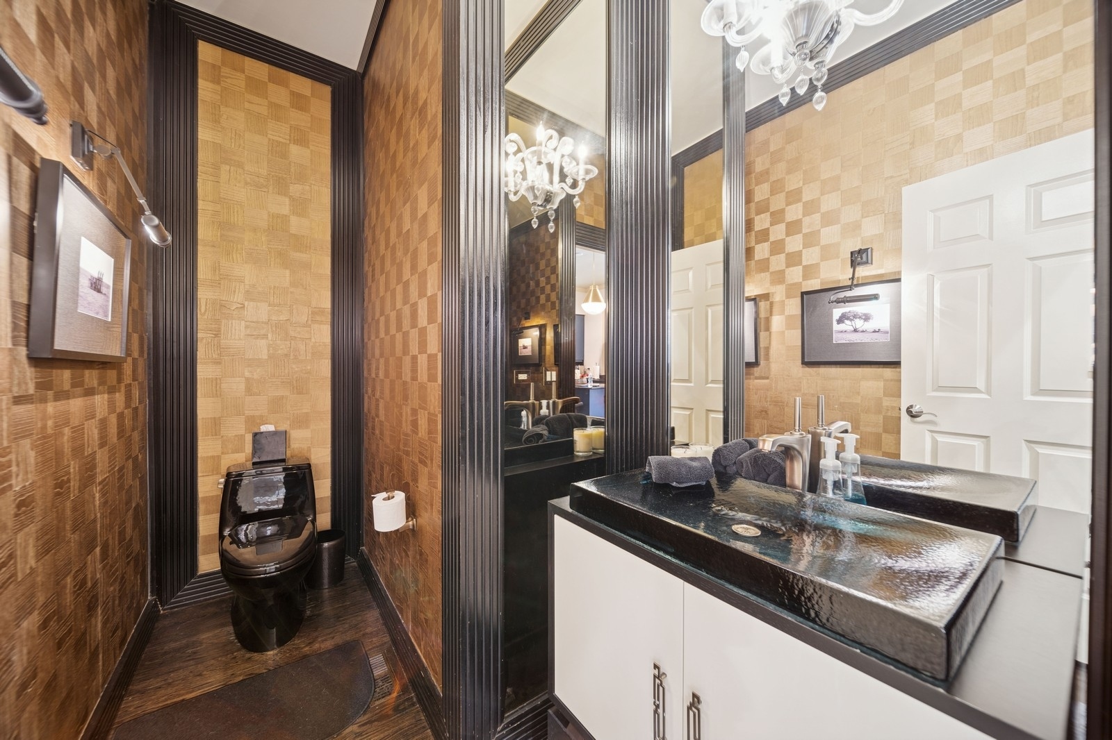 450 W Superior Street