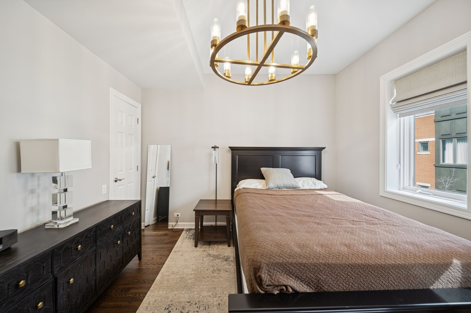 450 W Superior Street