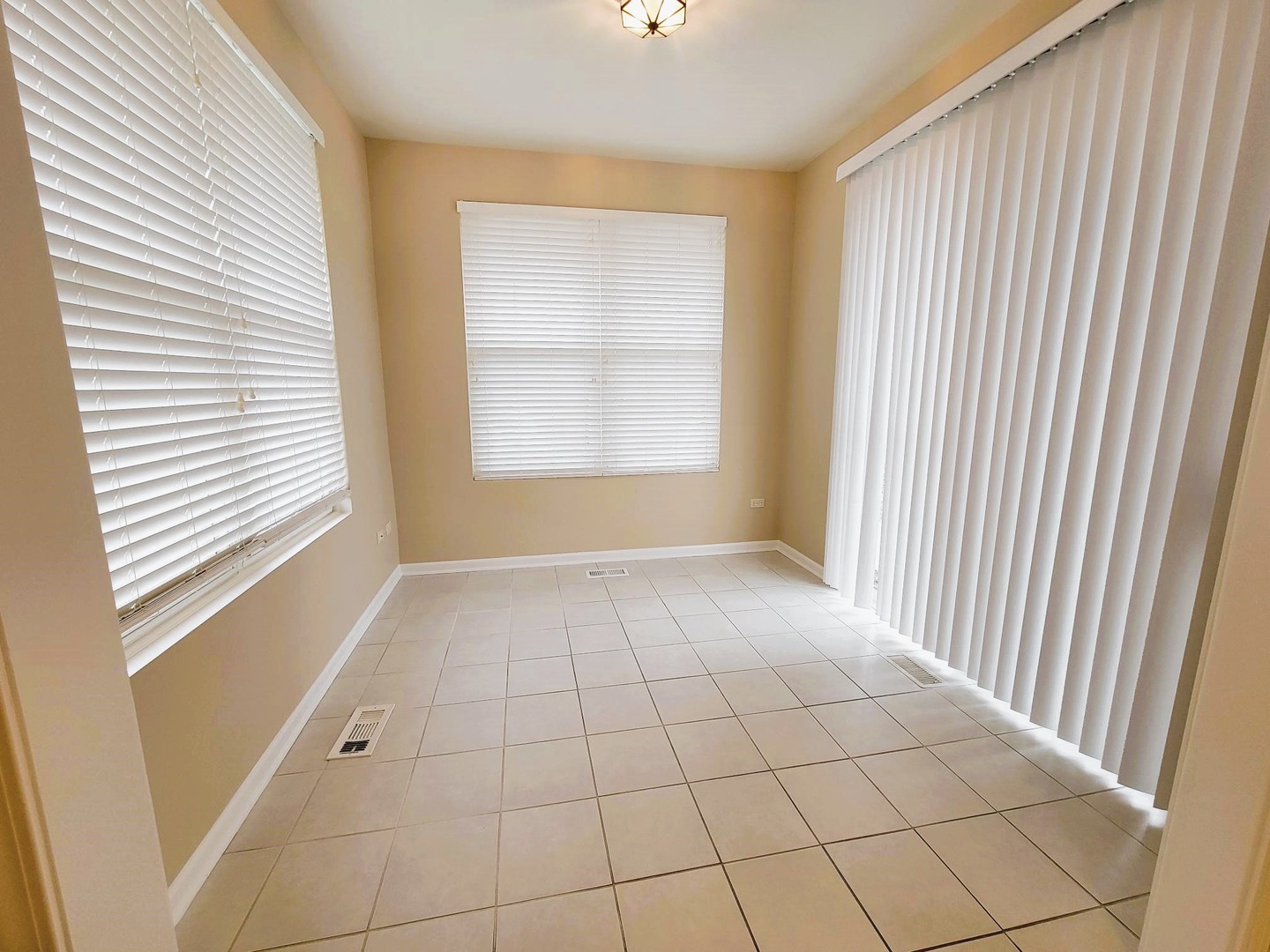 12755 Horseshoe Trail