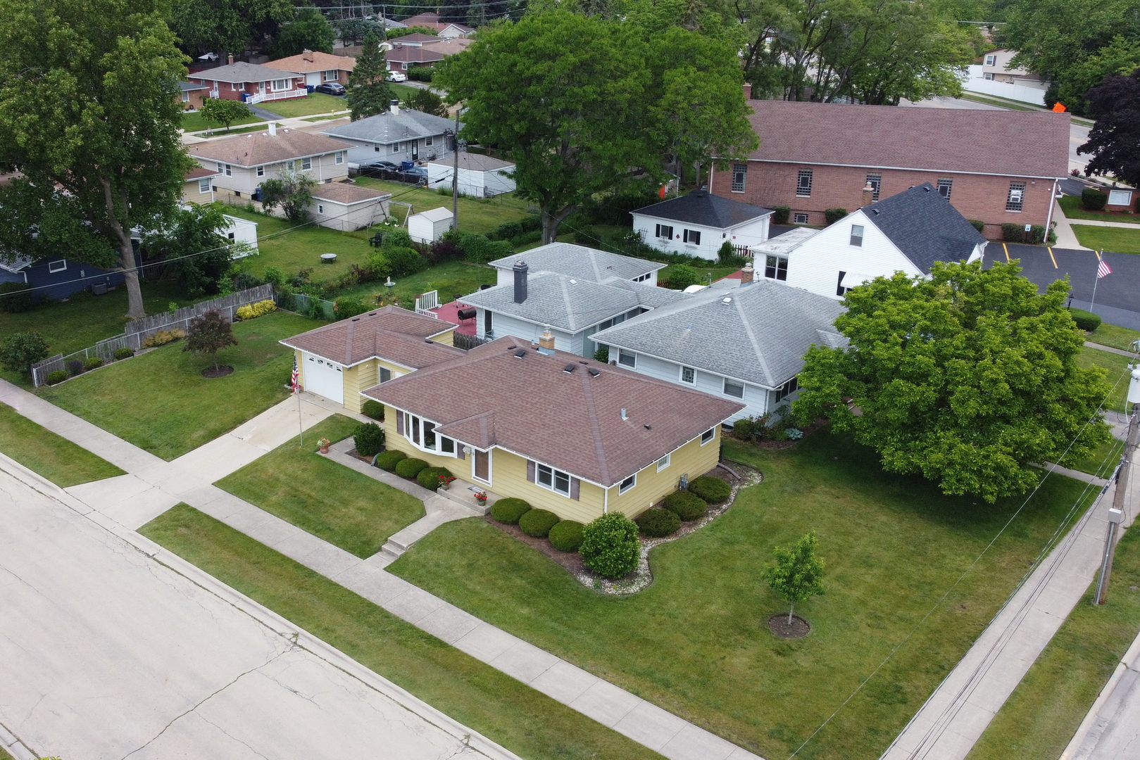 900 Merton Avenue