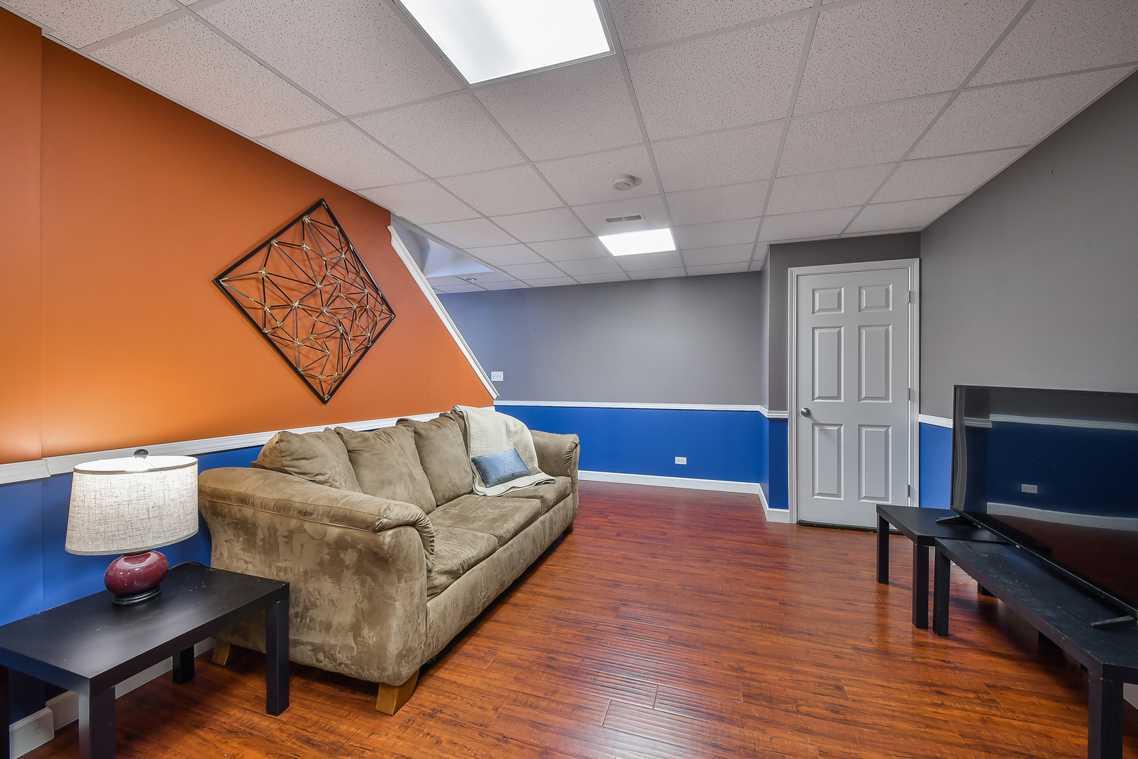 3347 Caledonia Drive