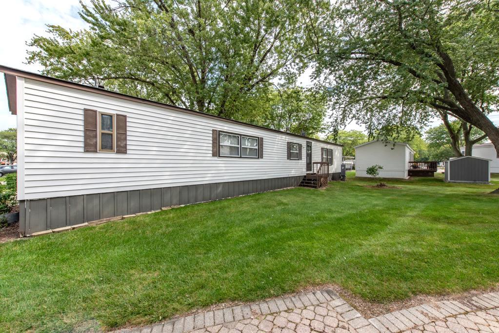 3285 Meadow Drive