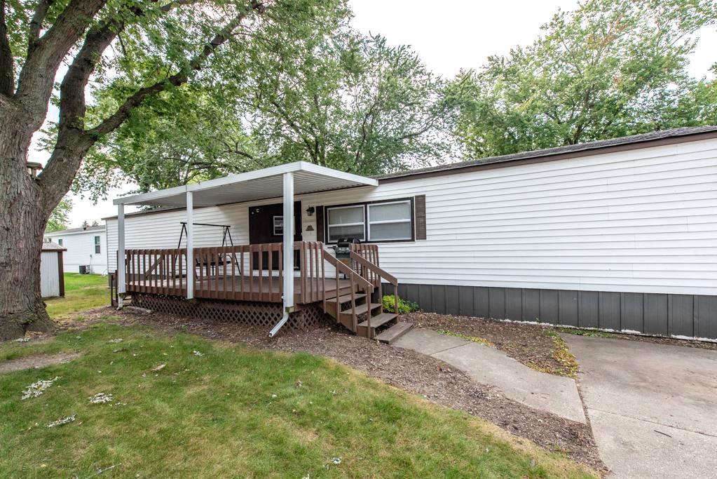 3285 Meadow Drive