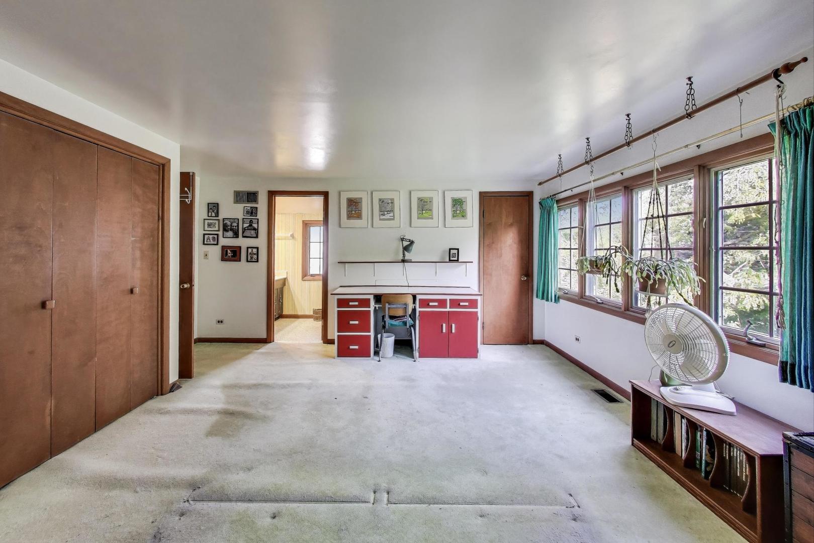 2113 Forestview Road