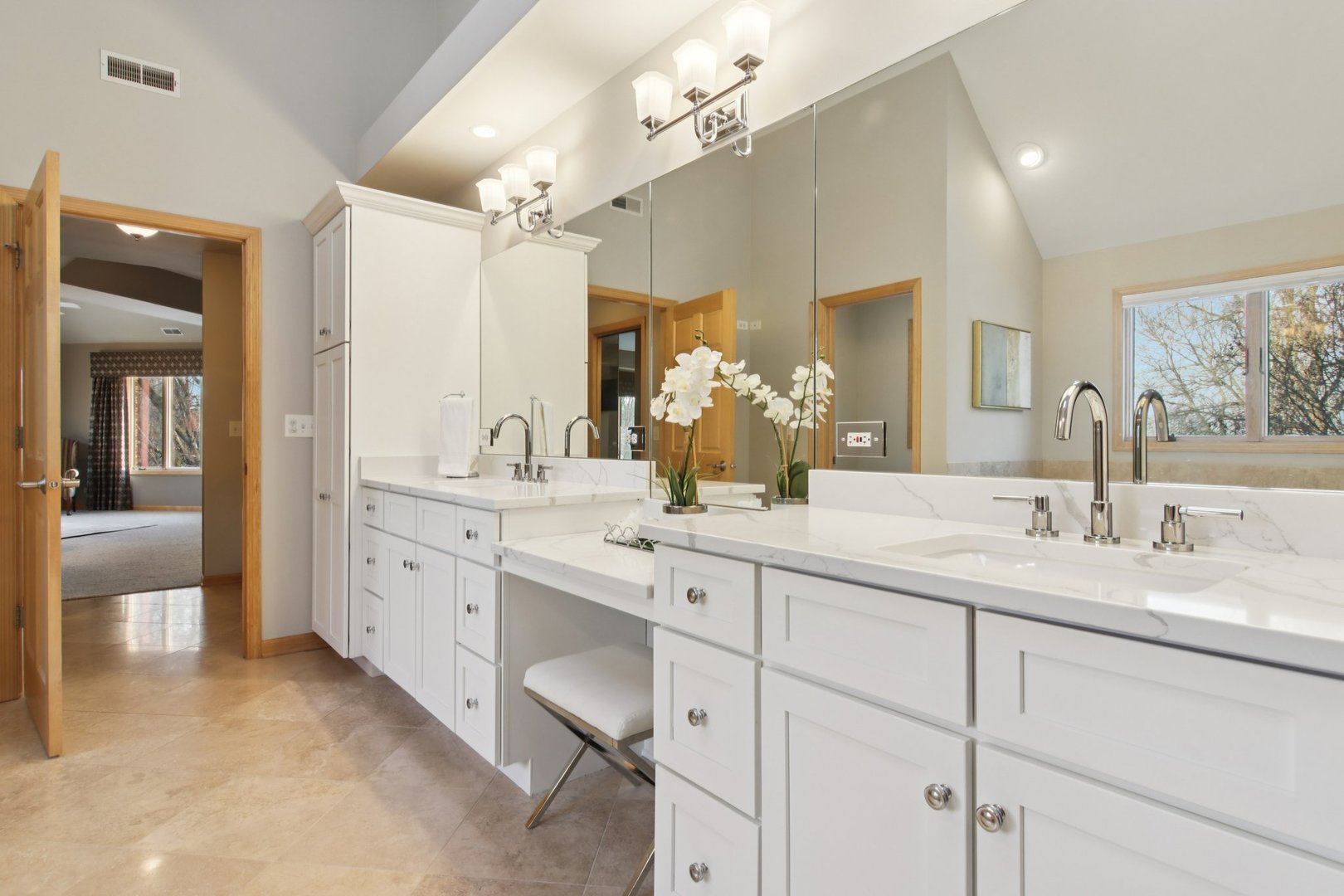 39716 Orchard Bluff Lane