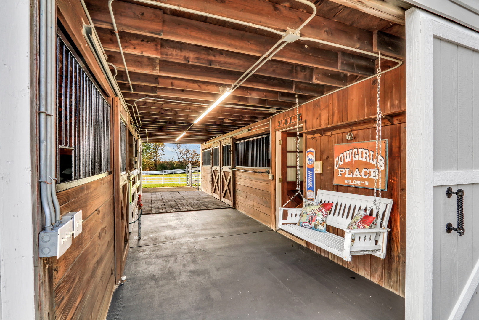 36968 N Thoroughbred Drive