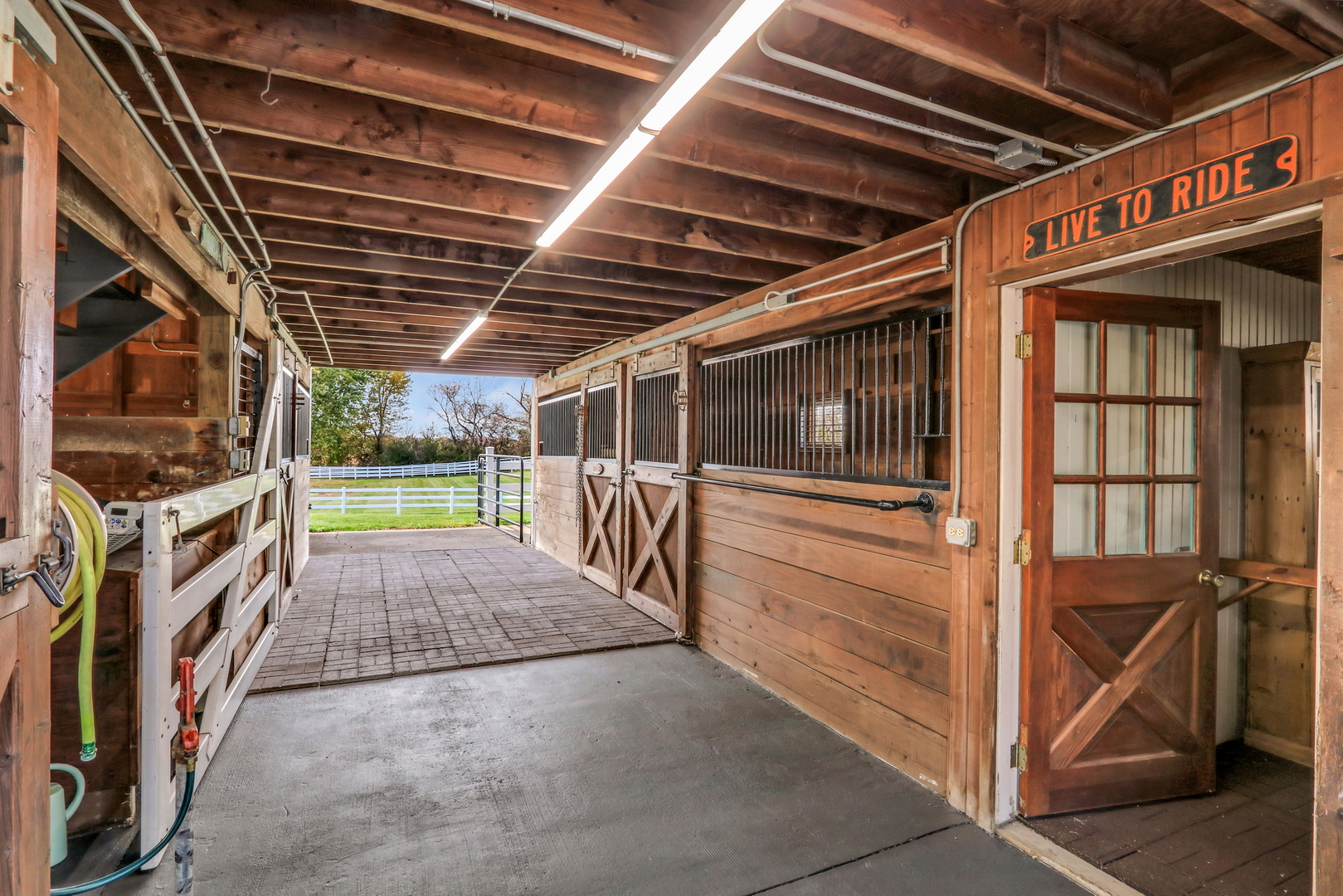 36968 N Thoroughbred Drive