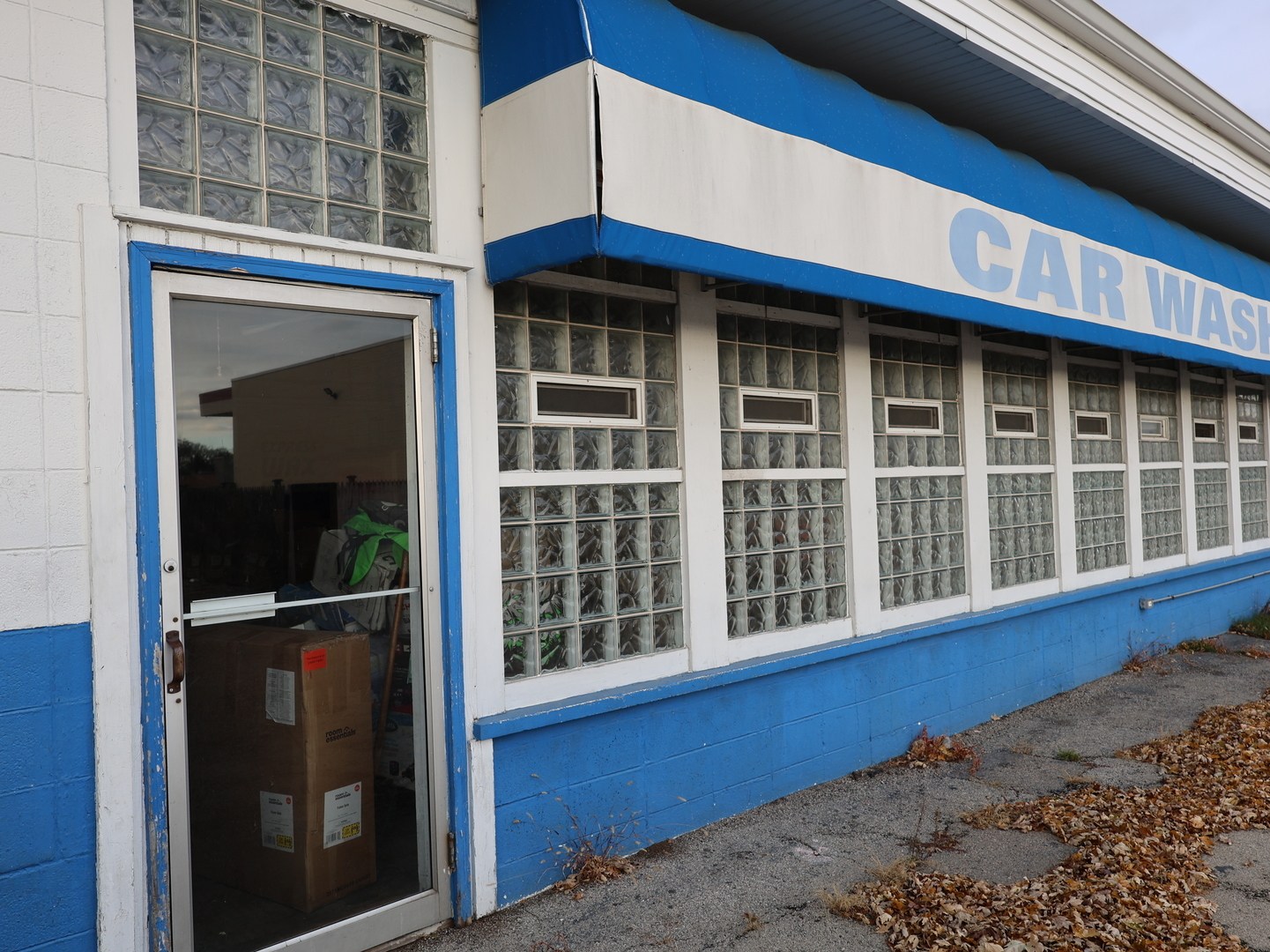 1340-1350 Lewis Avenue