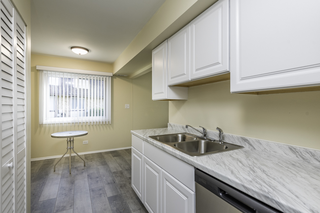 2634 Woodview Court