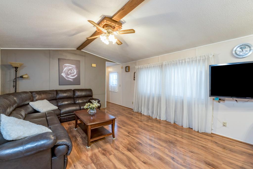 3268 Meadow Drive