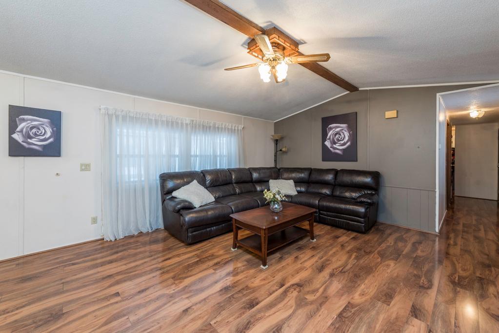 3268 Meadow Drive