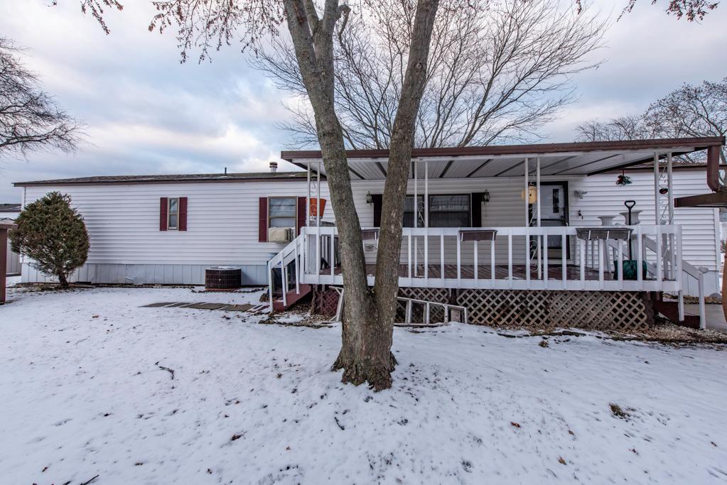 3268 Meadow Drive