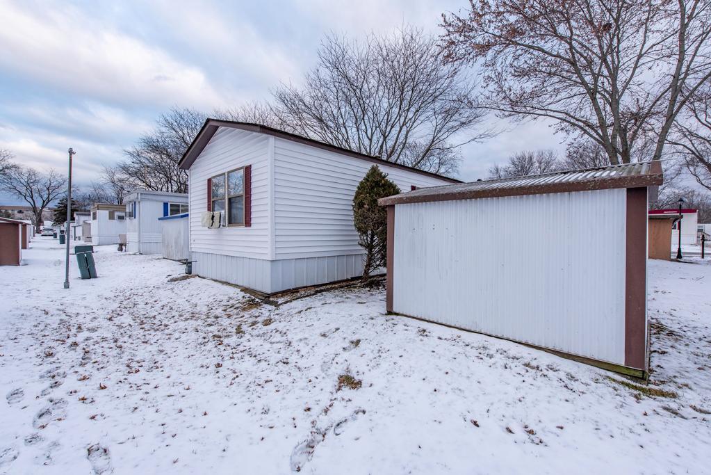 3268 Meadow Drive