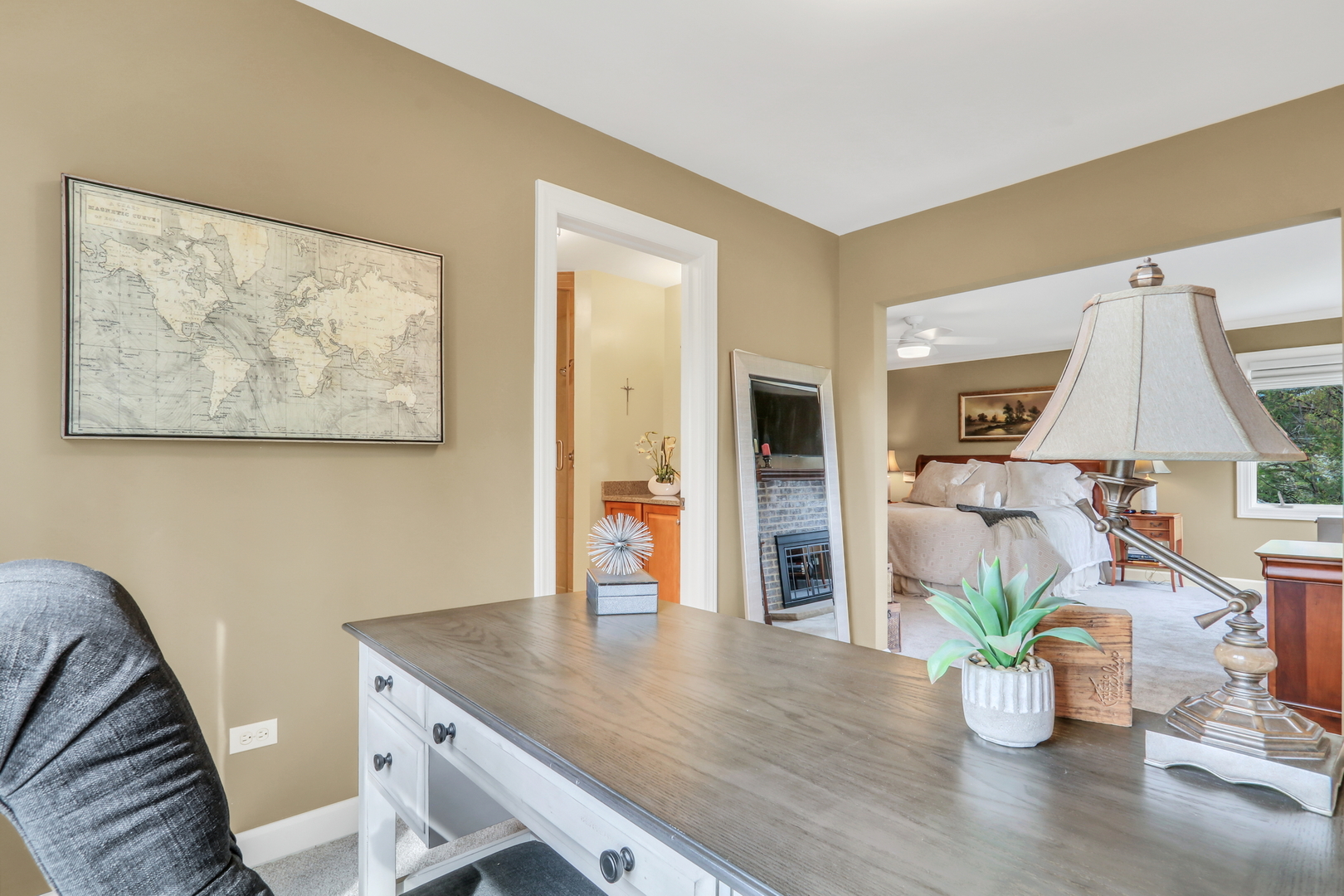 1525 Saratoga Court