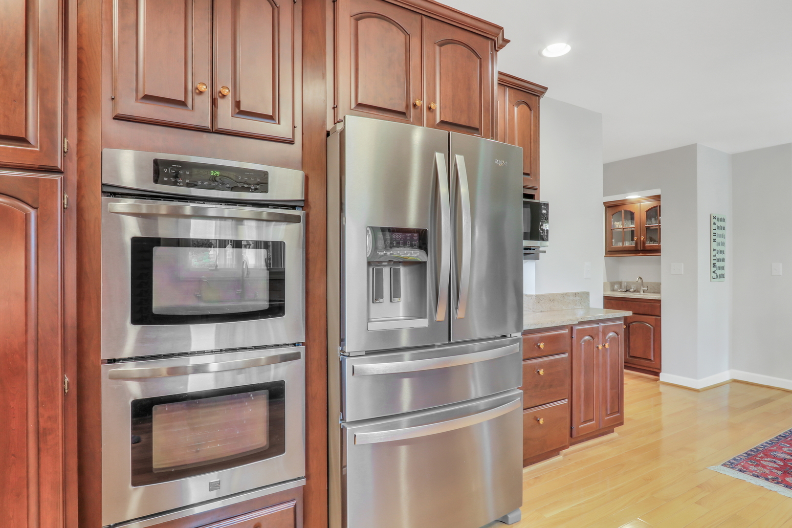 1525 Saratoga Court