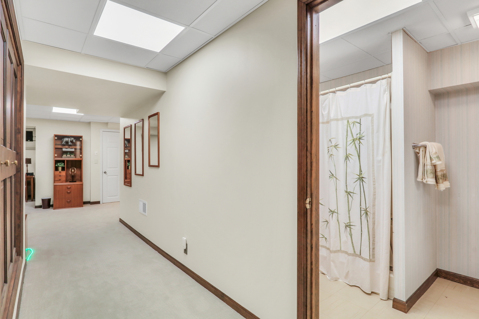 1525 Saratoga Court