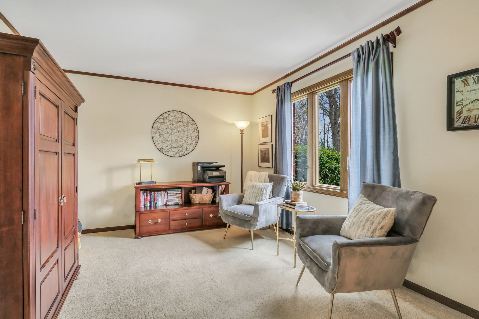 1525 Saratoga Court