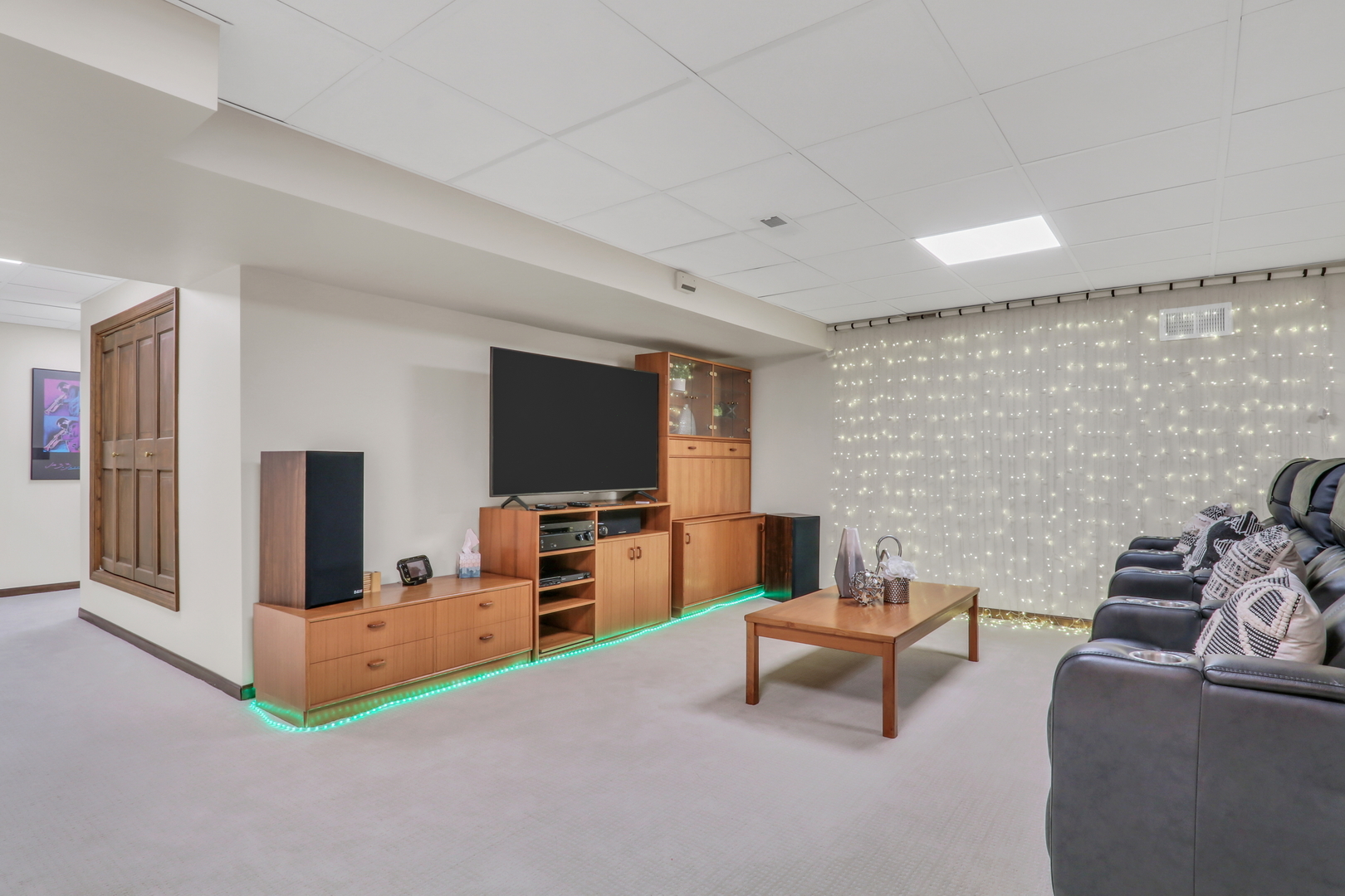 1525 Saratoga Court