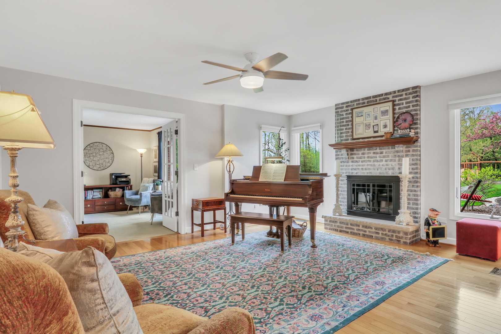 1525 Saratoga Court