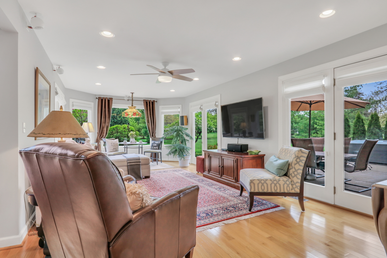 1525 Saratoga Court
